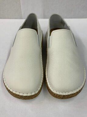 Birkenstock Callan White Natural Leather Narrow Width Shoe